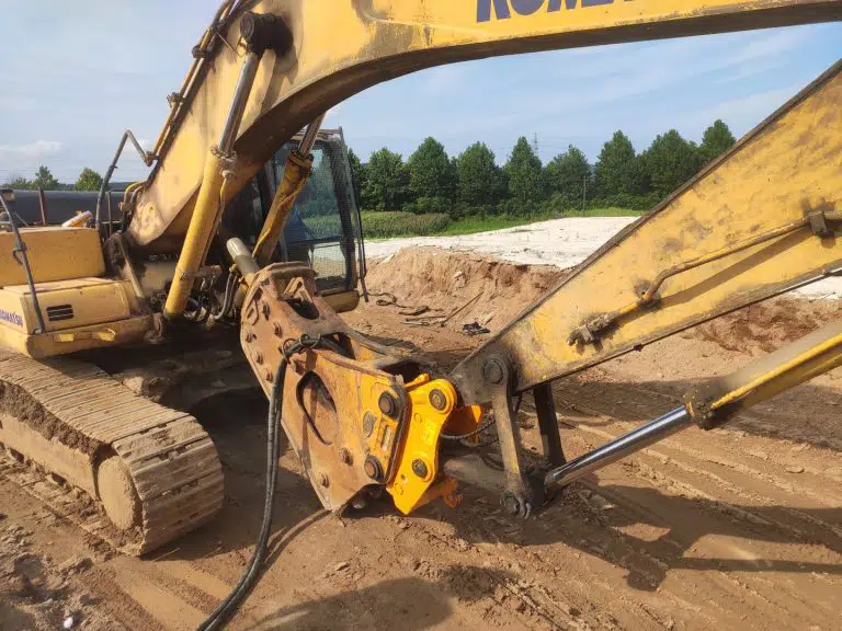 What is Quick Hitch Coupler? How does it work?
